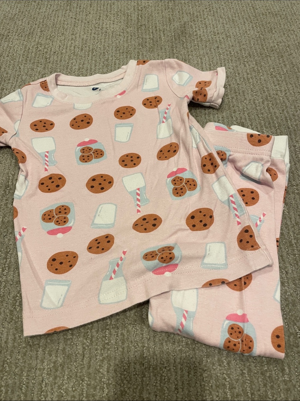 Old Navy Pink Cookie & Milk Short Sleeve Pajama Set for Kids